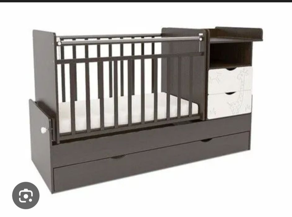 Продаю детскую кроватку