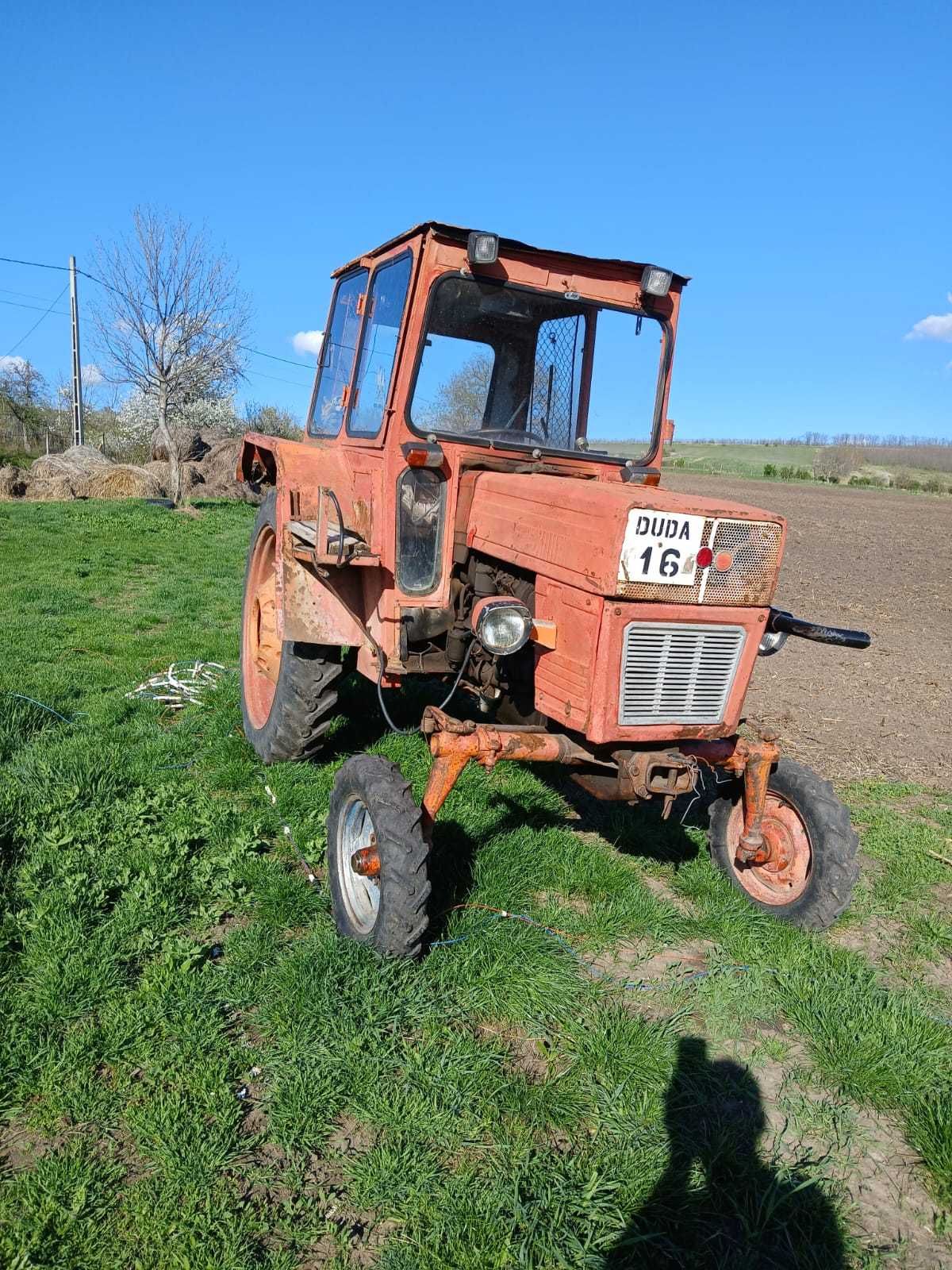 Vand utilaje agricole