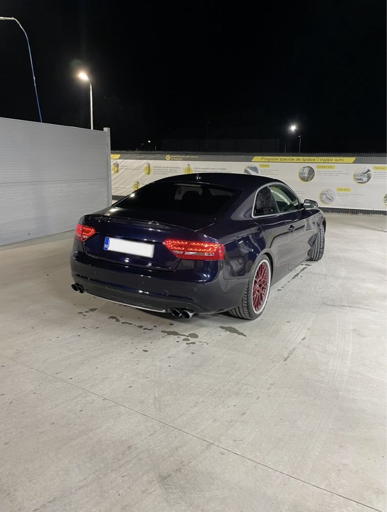 Audi A5 2.0TFSI - 2010