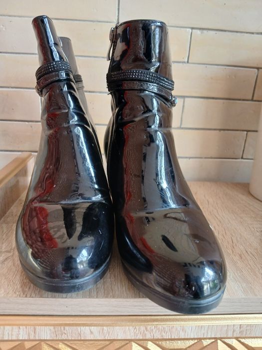 Женская обувь зимняя  размер 39