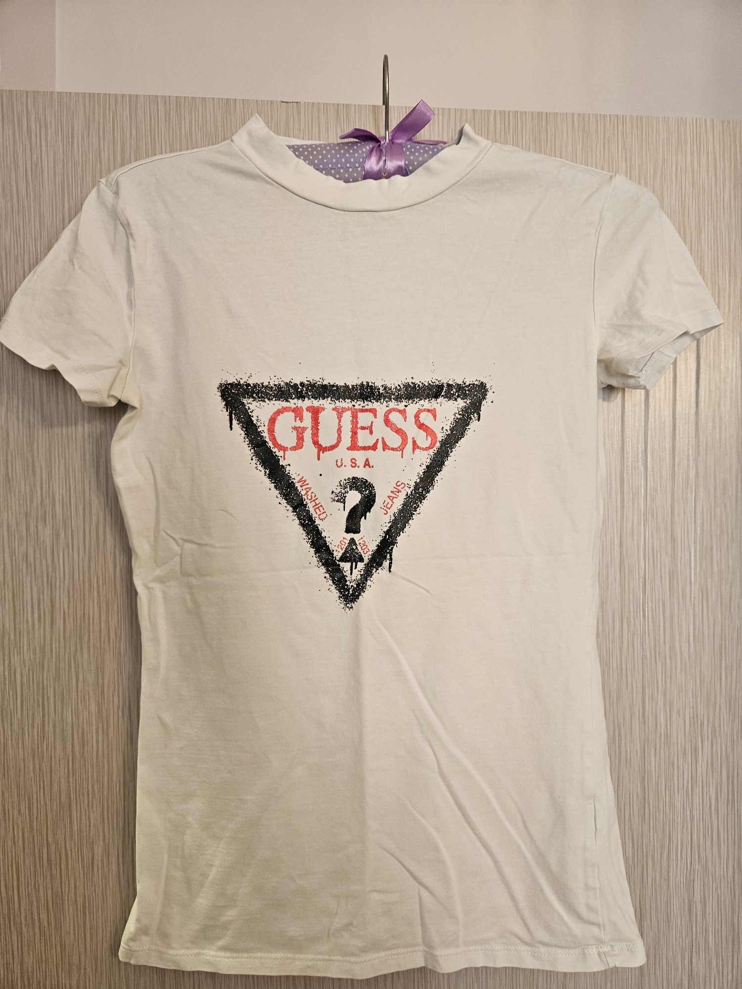 Тениски Guess / Гес
