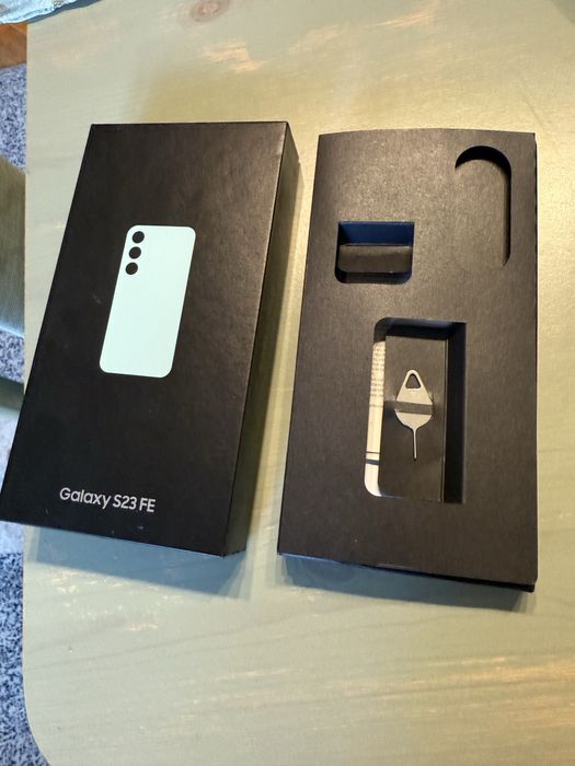 Samsung S23Fe 256gb 8gb ram mint като нов