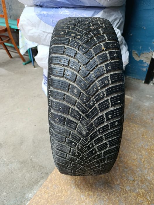 Продам зимние шины