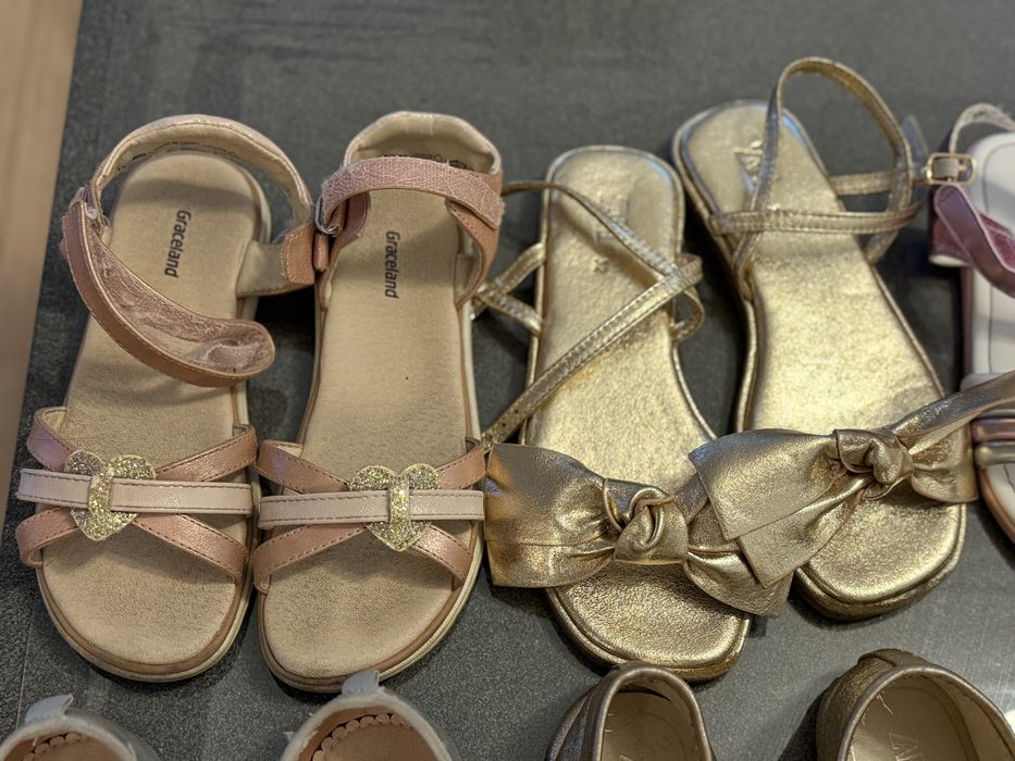 Lot sandale si balerini marimea 30,31,32,33,34