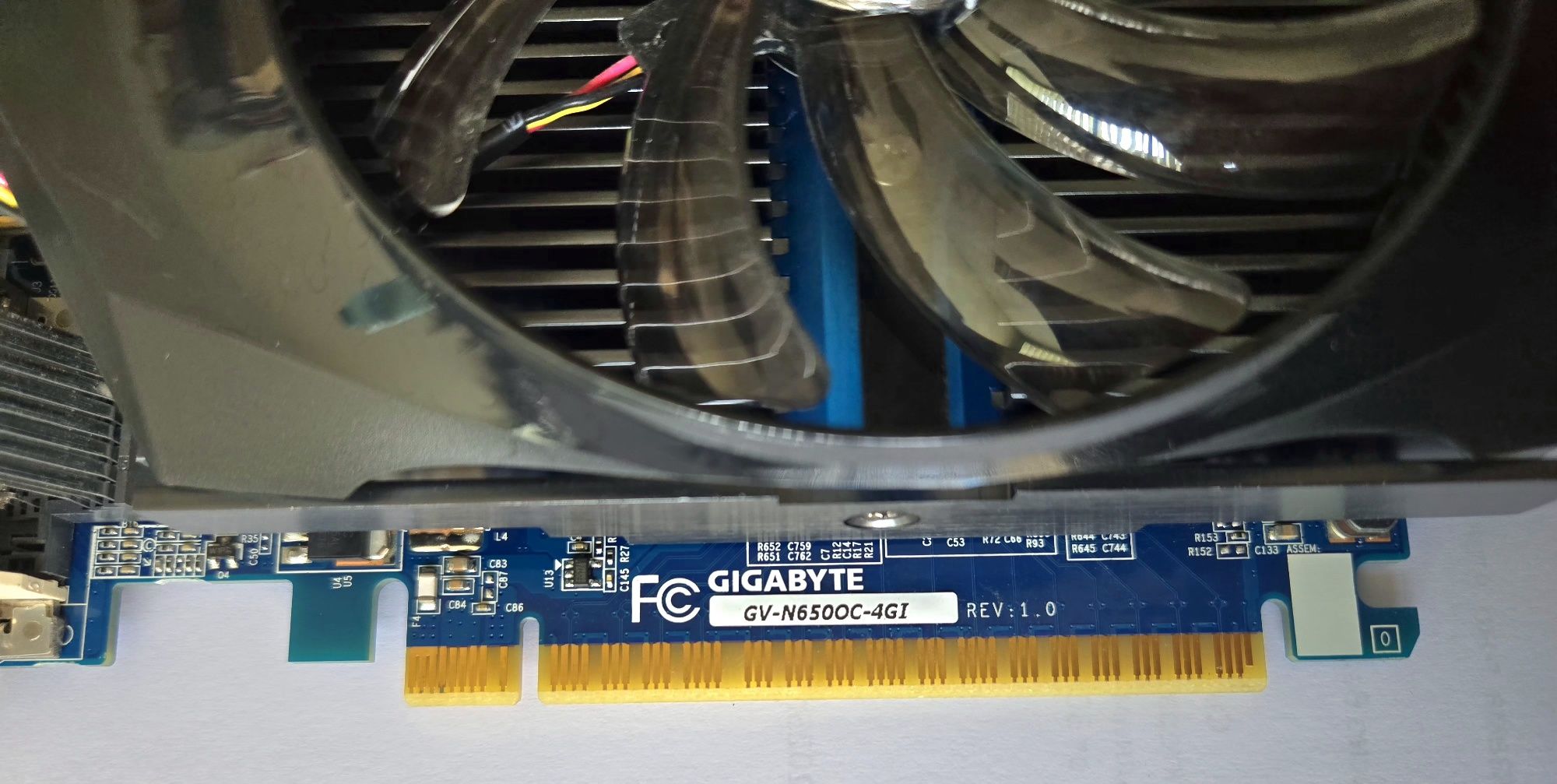 Видео карта GF GTX 4GB GV-N650OS-4GI