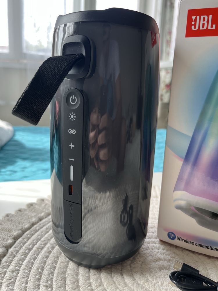 Jbl Pulse 5 Чисто Нова