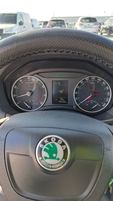 Vând Skoda Octavia 2 ,2011, 1.6mpi,139400km,5350 euro negociabil