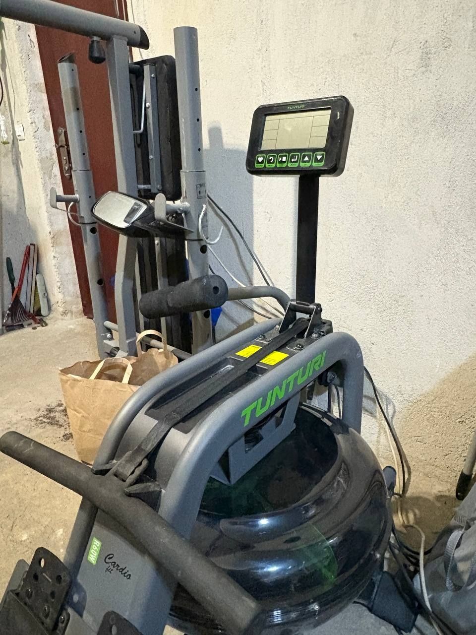 Гребен тренажор Tunturi Cardio Fit R60W