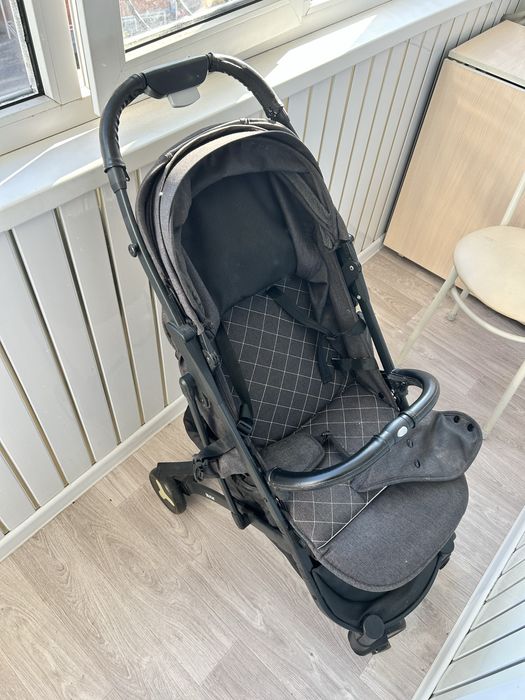 Продам коляску Mstar