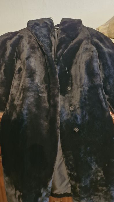 Шубы цигейковые новая и б/у