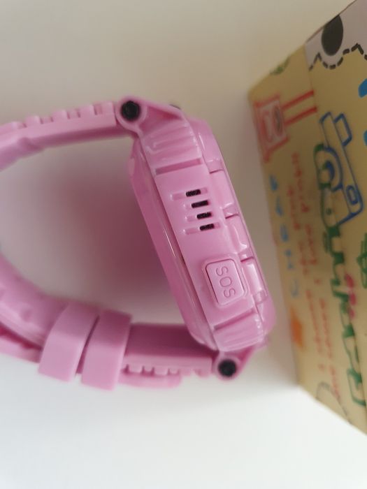 Смарт часовник / Smart clock  Работи със сим карта.  Само е пробван. С