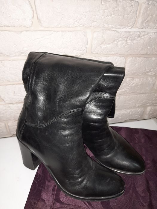 Зимние,демисезонные сапоги 37