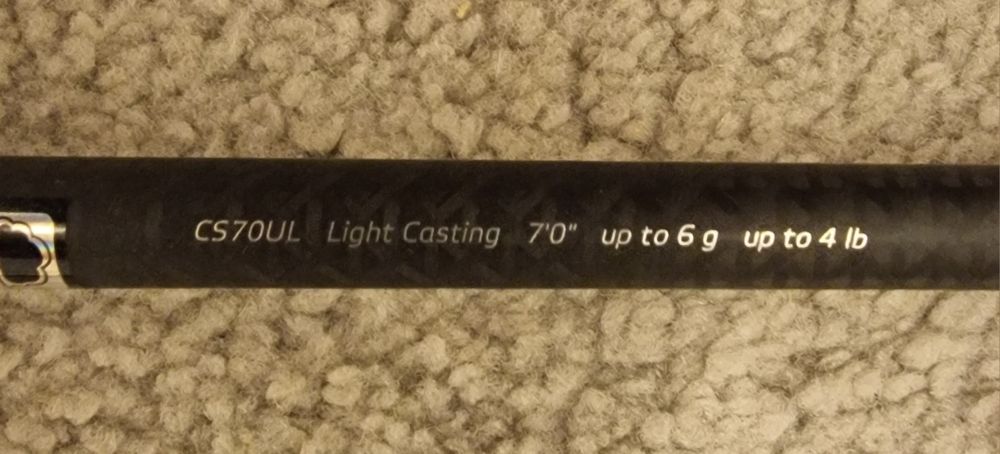 Vând lansete spinnig