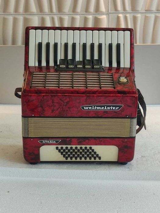 Акордеон Велтмайстер Стела 60 баса