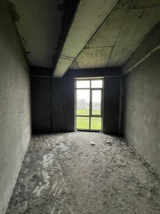 рохат зор нархда 3хонали коробка кадастр бор Жк China House 81м2;