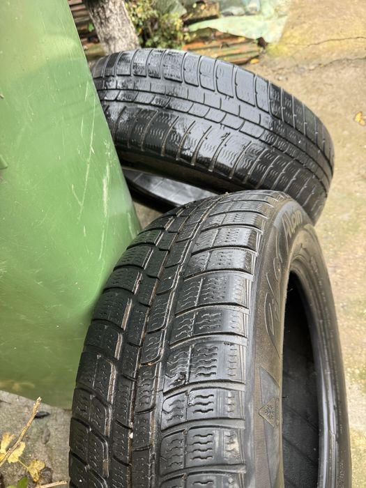 Vand 2 anvelope iarna Michelin alpin 215/65 r16