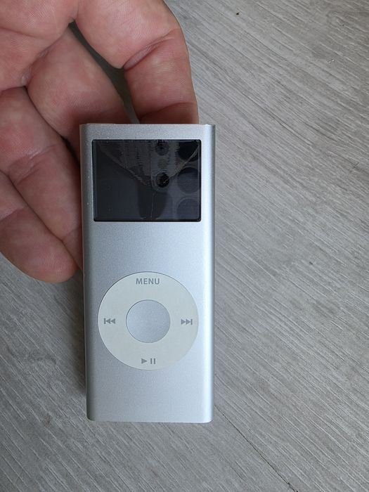 Apple iPod Nano 5th Gen 16Gb si iPod Nano 2nd