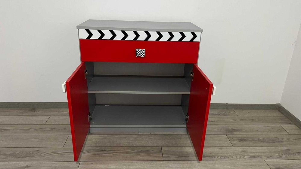 Mobila dormitor copil cu pat masina