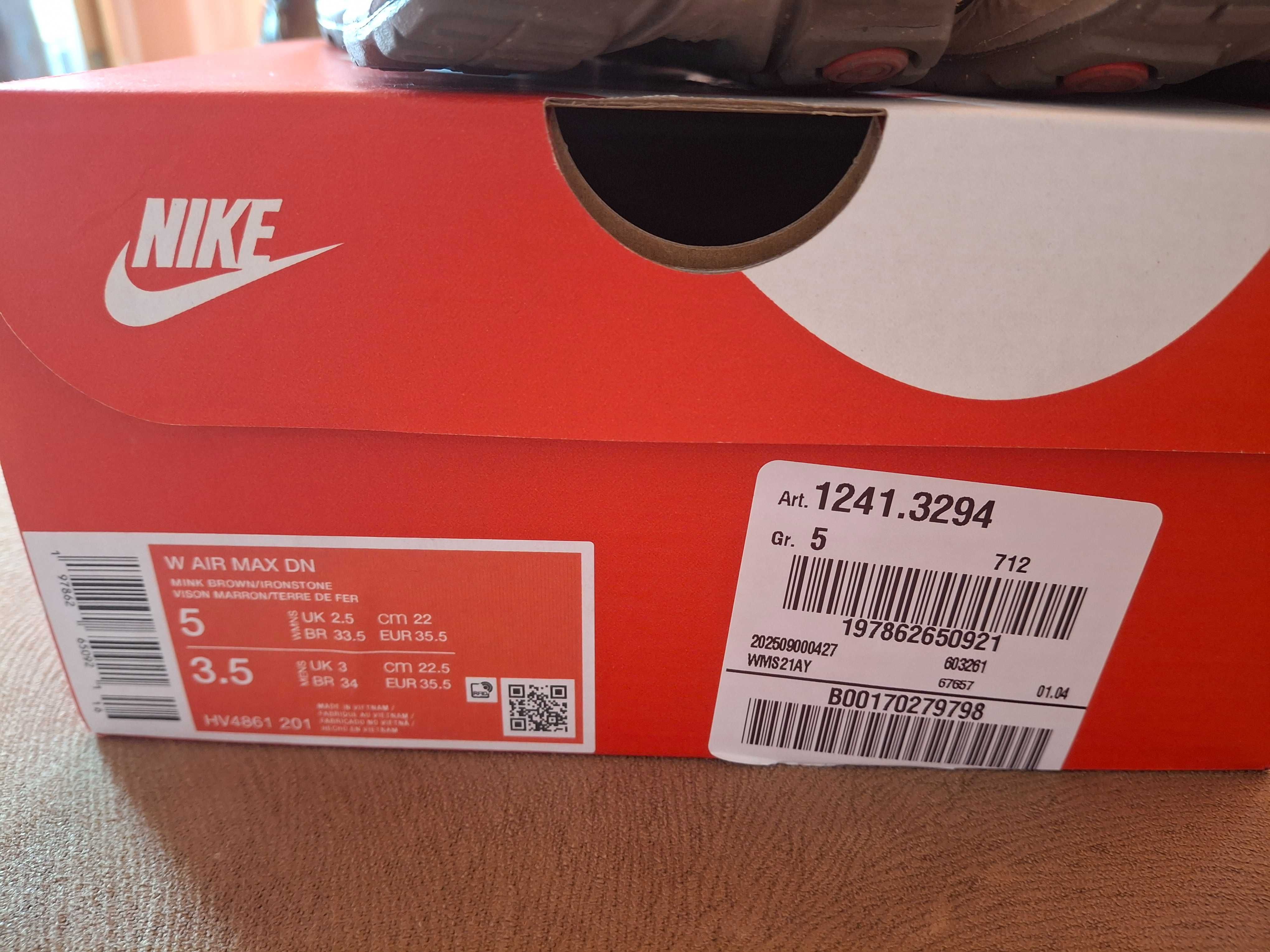 Дамски маратонки Nike W Air Max DN