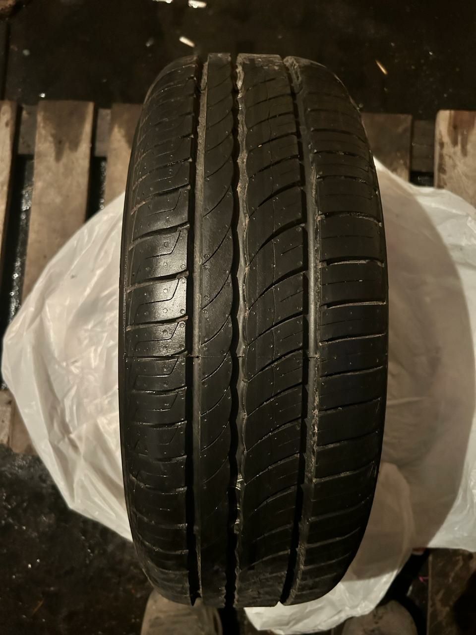 Продам шины новые Pirelli  185/55/15