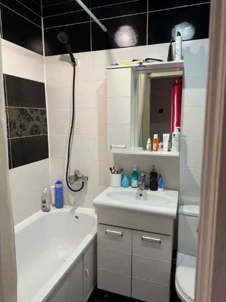 1 комн кв НОВОЙ планировки в 20-м МКР