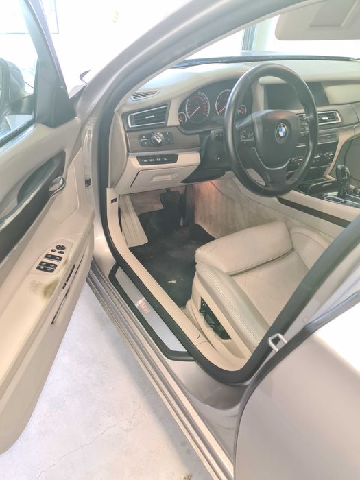 BMW 730 /f01/4 butoane/an 2010