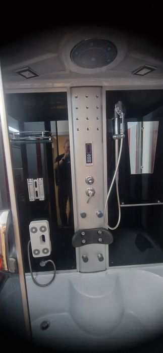 Cada dus hidromasaj cu radio si bluetooth