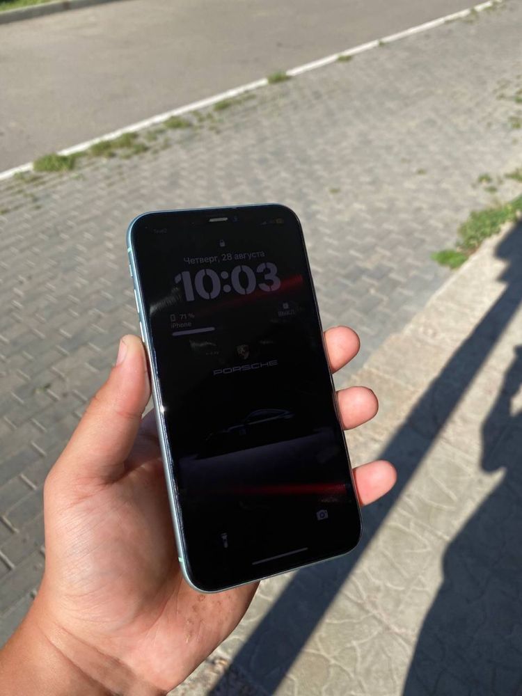 IPhone 11, 128гб