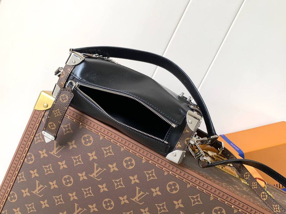 Geanta Louis Vuitton Side Trunk
