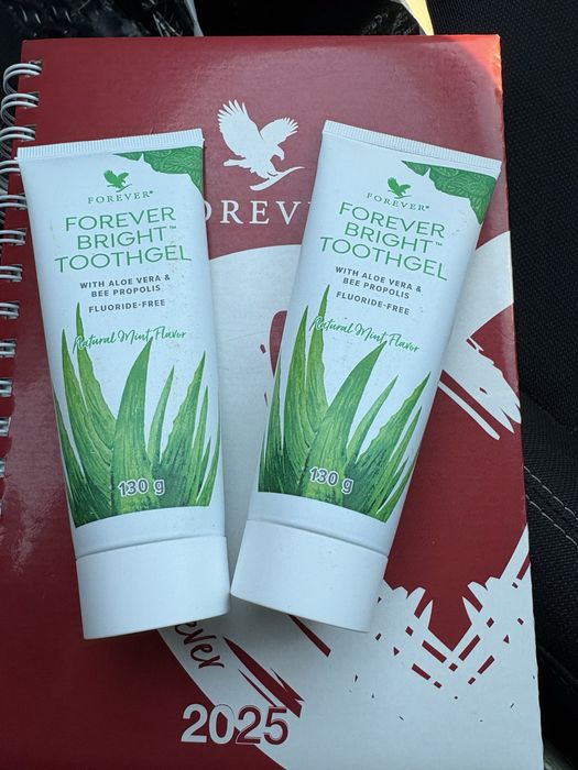 Forever pasta de dinti