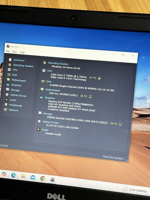 Laptop Dell gaming• Procesor i7-7th gen• Placa video 4gb• 256 ssd
