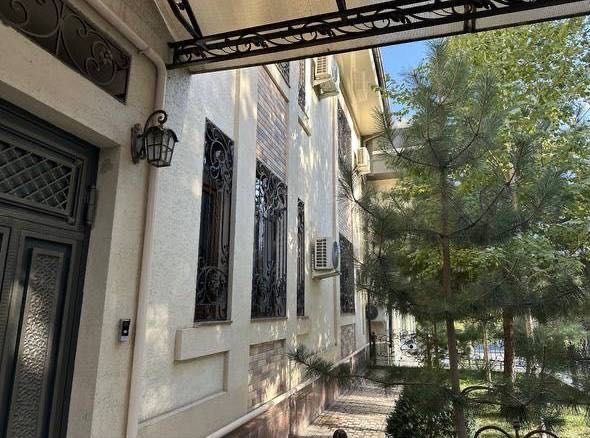 Продажа дома на Бадамзар 4 сотки