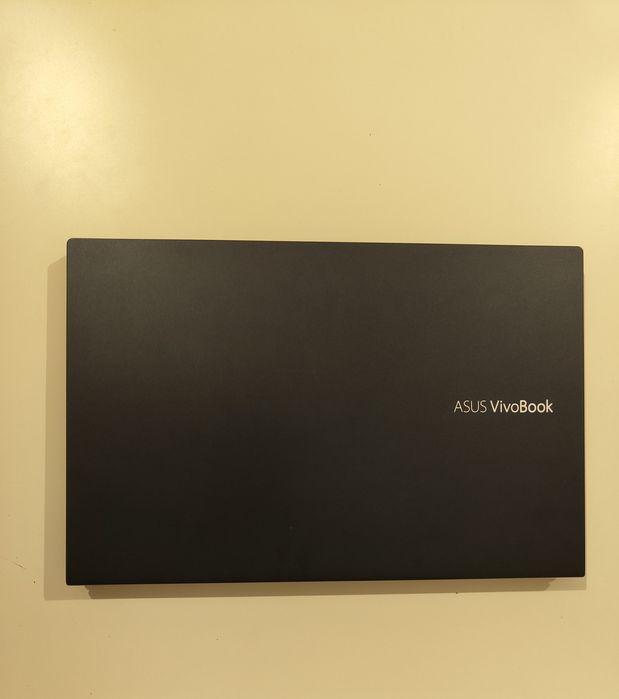Laptop ASUS VivoBook X513EA • i7-1165G7 • 20GB RAM • 512GB SSD