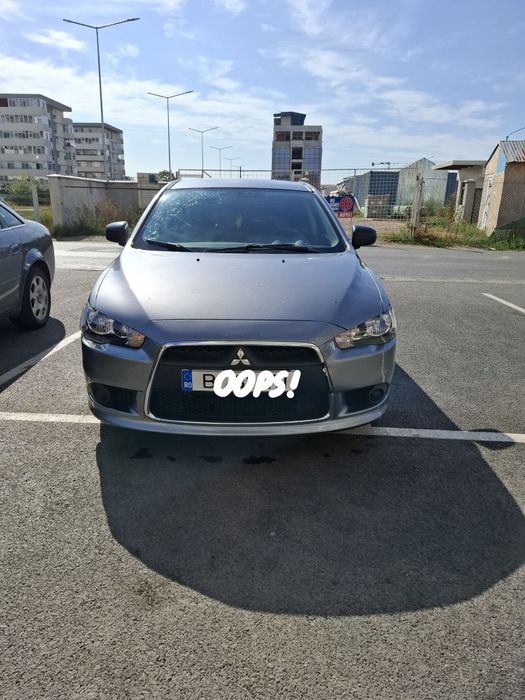 Mitsubishi lancer 2015