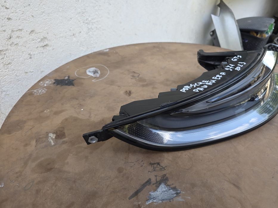 Porsche Panamera 971 GTS 2023 ляв стоп след 2020