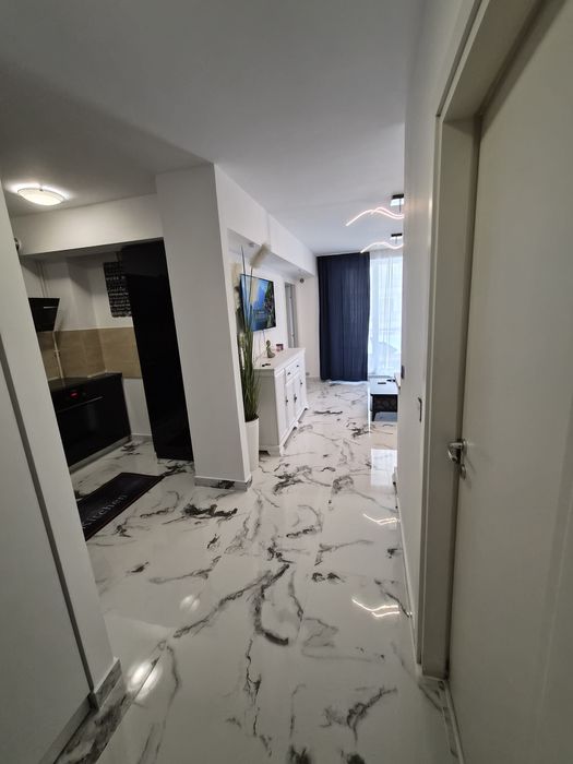 Apartament 2 camere lux .cu loc de parcare inclus