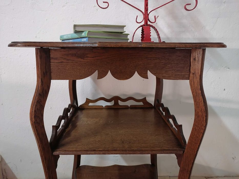 REDUCERE - Masuta/Etajera veche din lemn masiv de stejar /Piedestal
