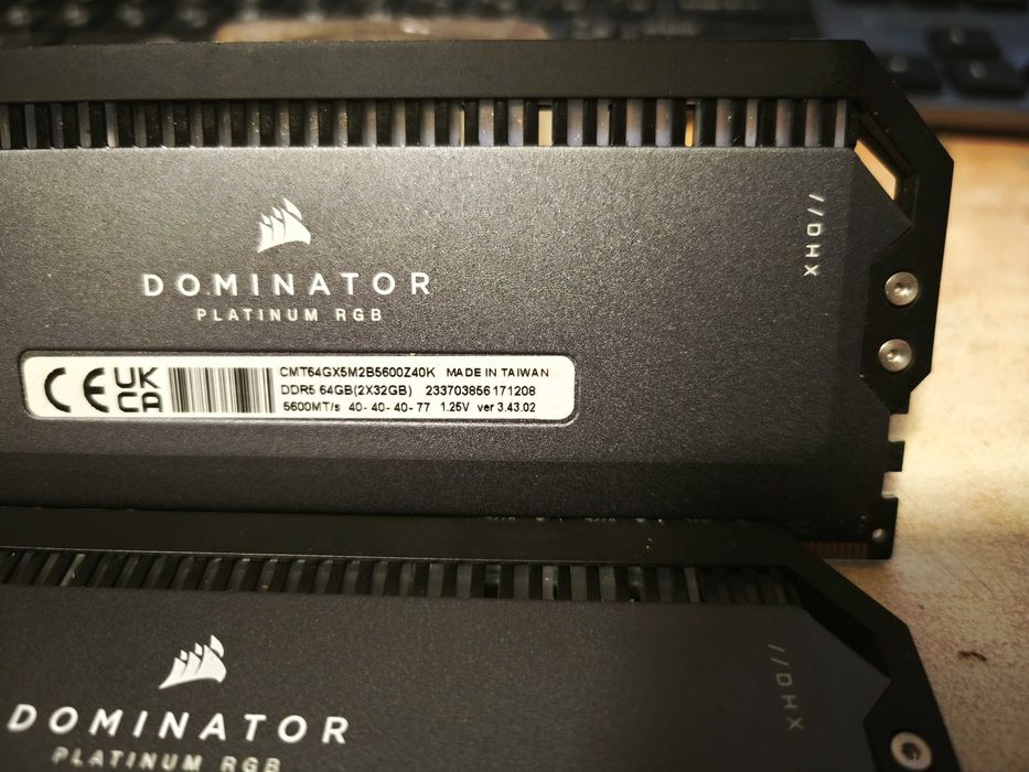 RAM DDR5 Corsair Dominator 64GB RGB - 2X32 GB 6000 MHZ AMD EXPO/XMP3