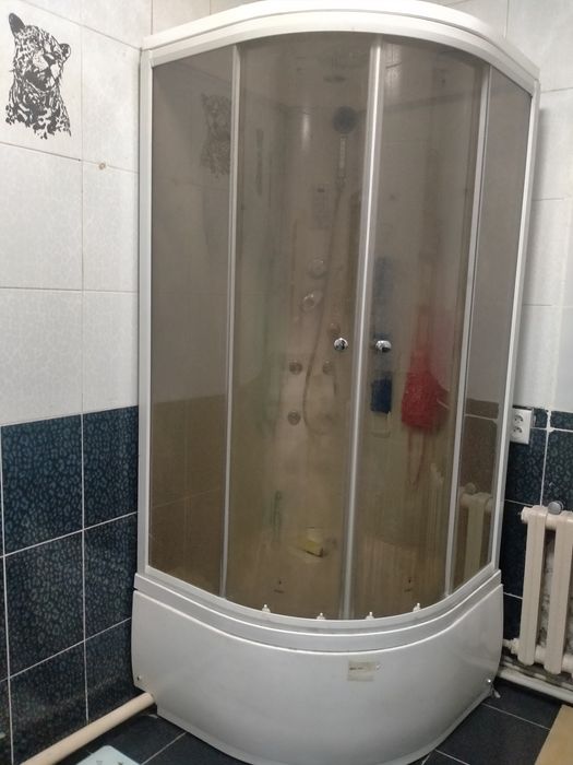 Продам душевую кабину