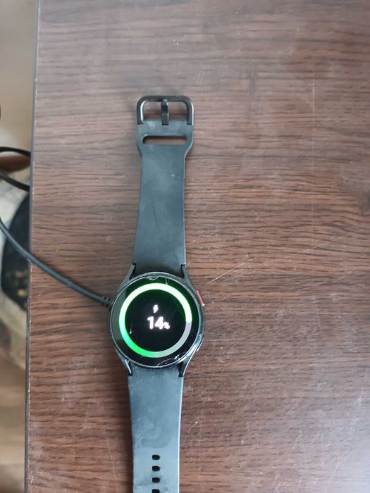 Ceas Galaxy Watch 4