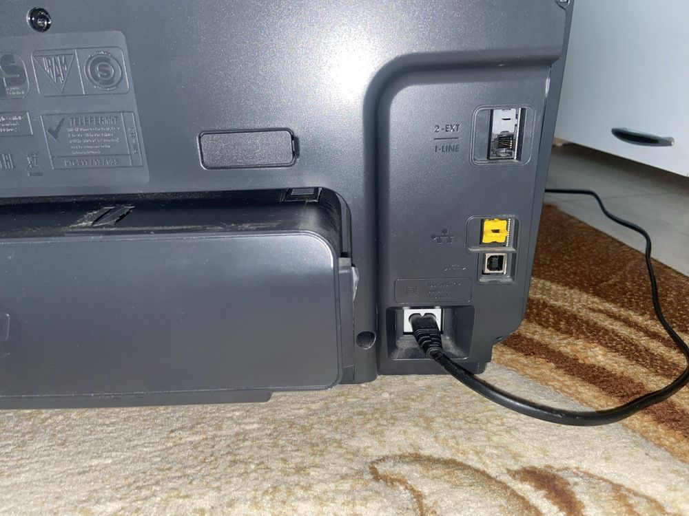 Imprimanta HP officejet pro 8620 FARA CARTUSE