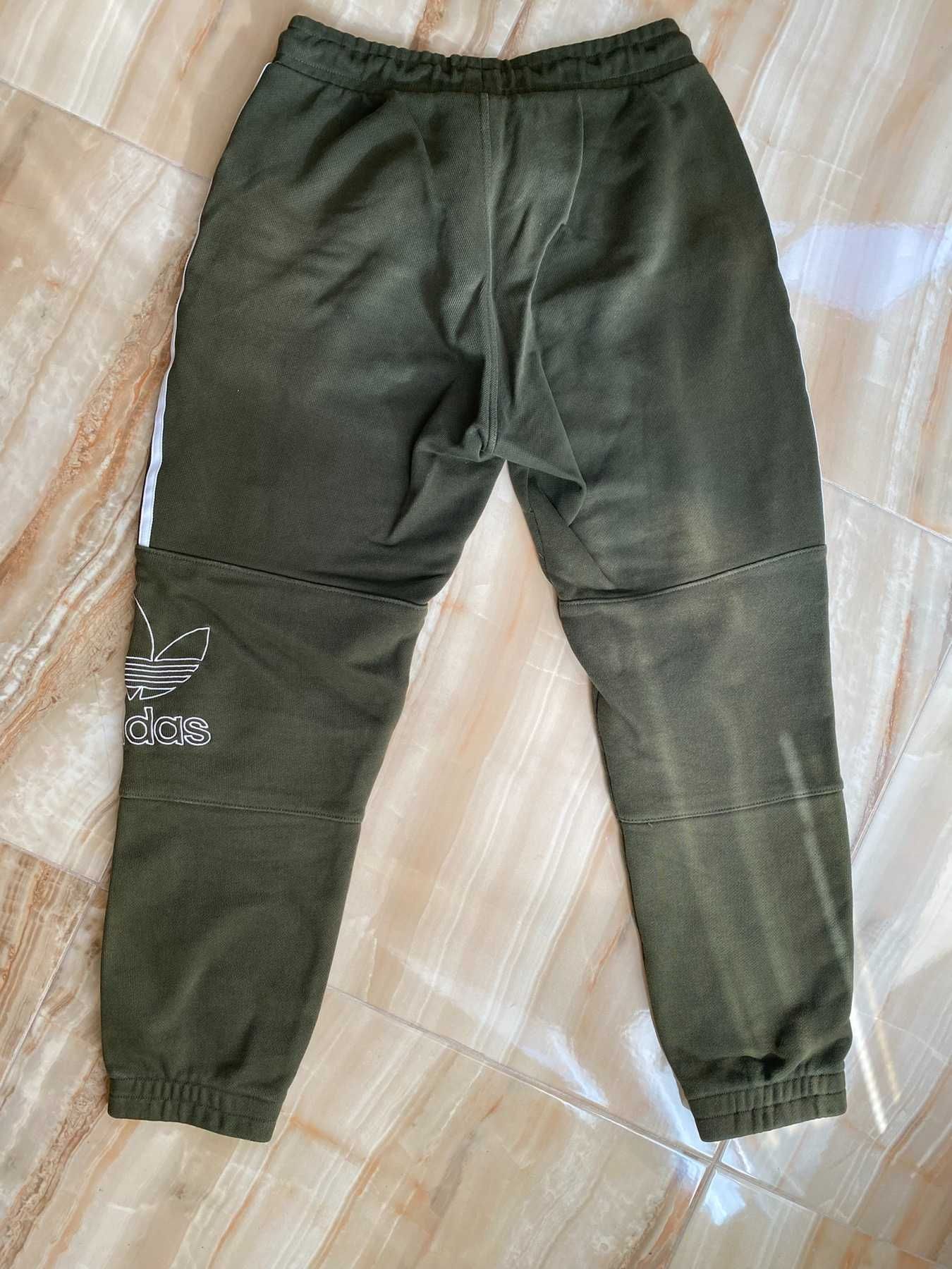 Спортен Екип Adidas Original S размер Без забележки/ Винтидж анцук