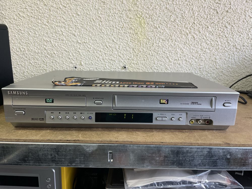 DVD/VCR Dual Deck Samsung SV-DVD440