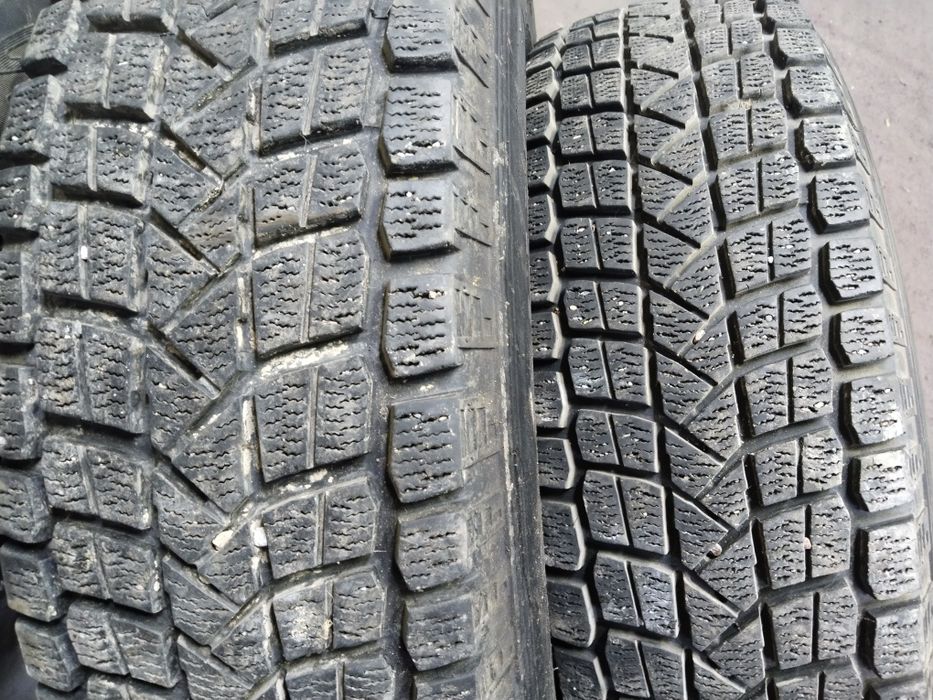 Продам хороший комплект шин в отличном состоянии