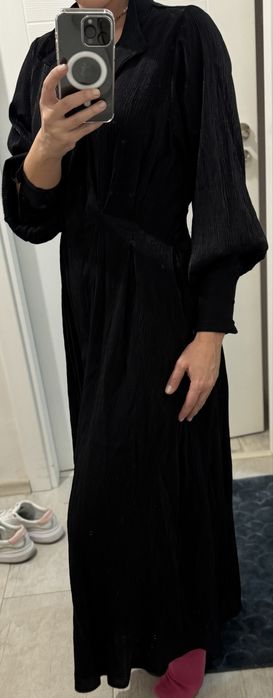 Черна рокля Reserved/ Резърв с джобове