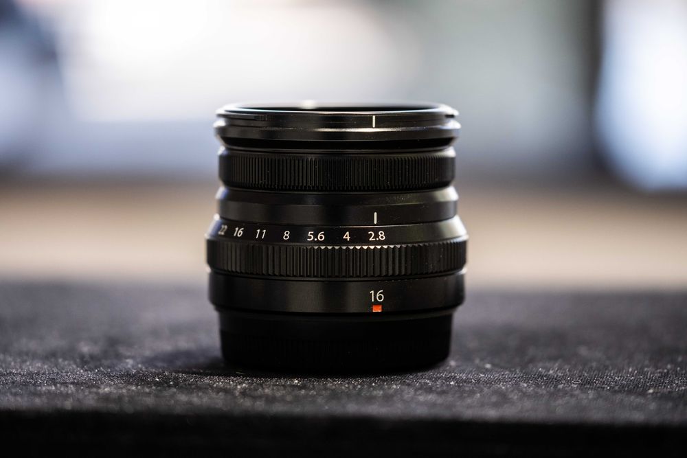 FUJIFILM XF 16mm f/2.8 R WR Lens Черный Б/У