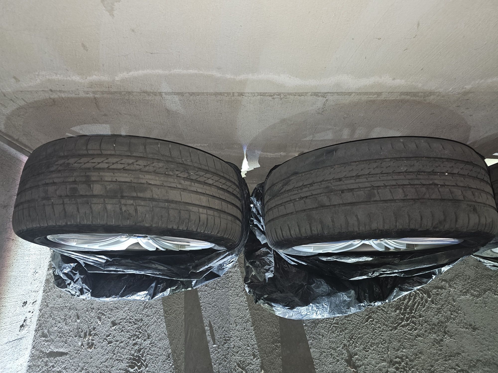БМВ оригинални джанти с 4 летни гуми 245/45/R18 5х120 BMW X4
