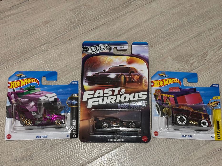 Hot wheels колички