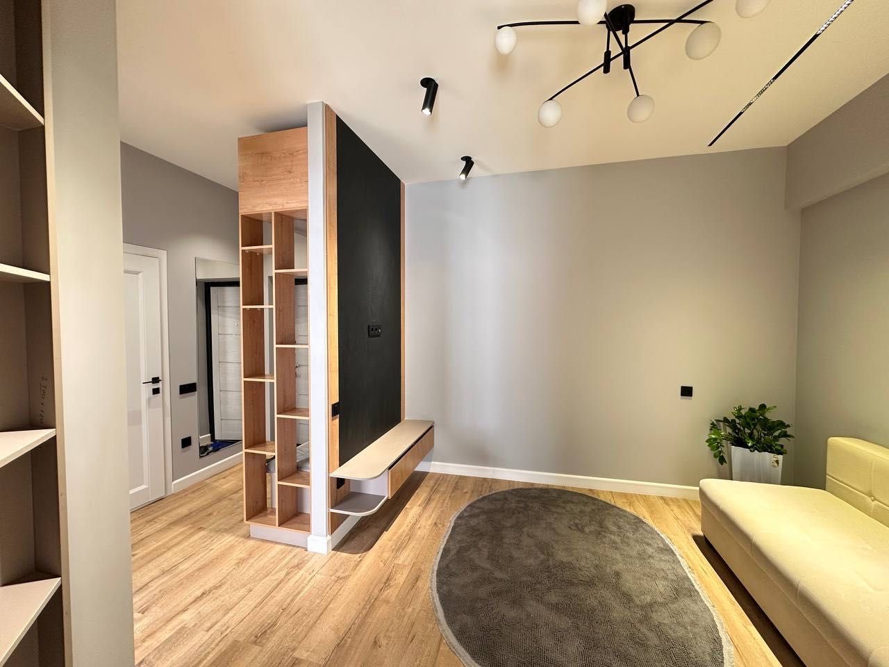 Poytaxt Residence Продается 2 комнатная квартира ремонт ул.Махтумкули