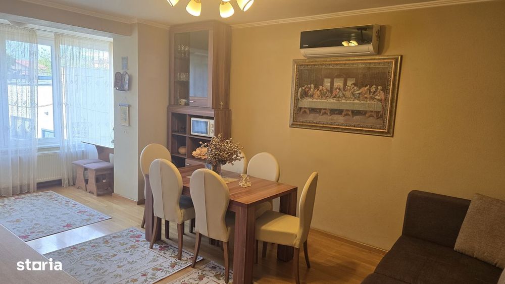 Vand apartament 3 camere, garaj, Deva,  Cuza Voda, parter peste garaje